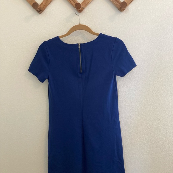 Short navy Banana Republic shift dress - Picture 3 of 3
